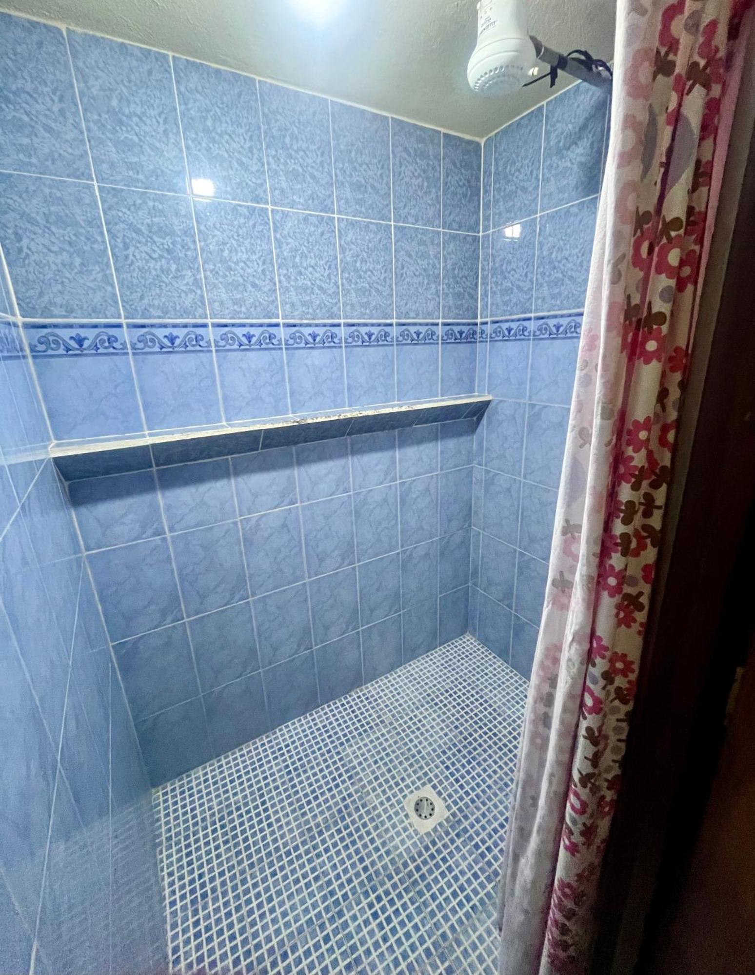 Jireh Antigua Hotel Екстериор снимка